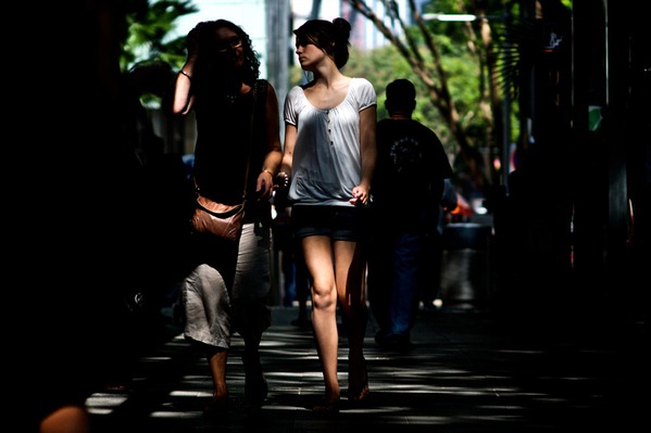 Beautiful Candid Street Photography by Danny Santos | Amusing Planet